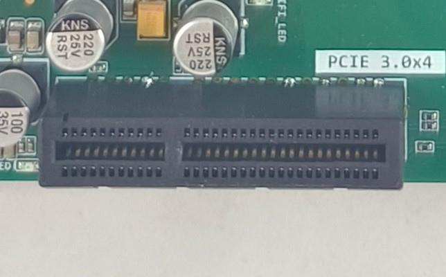 瑞芯微 RK3588J 扩展 PCIe 3.0 x4 插槽原理图设计详解